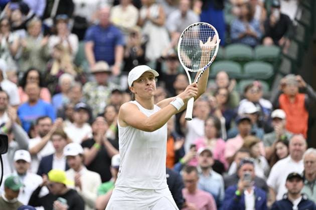 Tennis : Wimbledon 2024 - England - Iga Swiatek - Pologne Tennis : Wimbledon 2024 - England - 02 07 2024 ChrysleneCaillaud Panoramic 