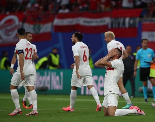 02 07 2024, xtgx, Football EM 2024 1 8 Final, Austria Turkey emspor, v l Merih Demiral Turkey Turkey celebrate the goal, Der Torjubel zum 0 1 DFL DFB REGULATIONS PROHIBIT ANY USE OF PHOTOGRAPHS as IMAGE SEQUENCES and or QUASI VIDEO Leipzig