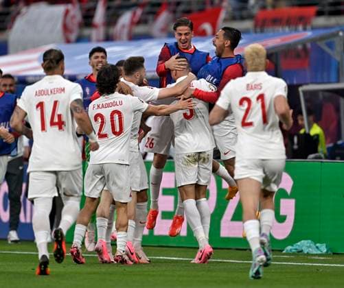 02 07 2024, Football UEFA EURO 2024, Round of 16, Austria Turkey, in the RB Arena Leipzig, Merih Demiral Turkey is cheered by his teammates