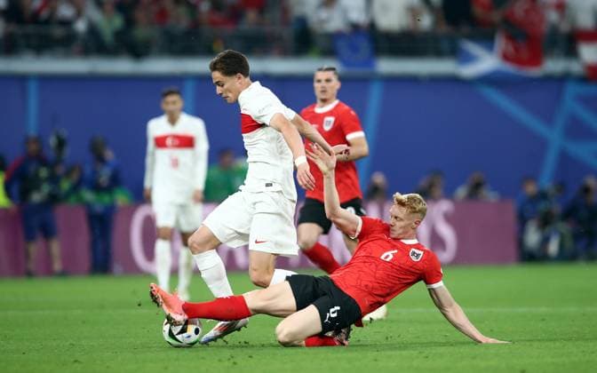 02 07 2024, xtgx, European Football Championship 2024 1 8 Final, Austria Turkey emspor, v l Kenan Yildiz Turkey Turkey , Nicolas Seiwald Austria UEFA REGULATIONS PROHIBIT ANY USE OF PHOTOGRAPHS as IMAGE SEQUENCES and or QUASI VIDEO Leipzig