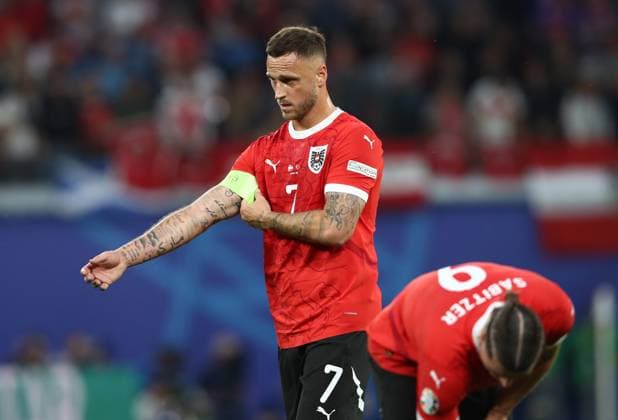 02 07 2024, xtgx, Football EM 2024 1 8 Final, Austria Turkey emspor, v l Marko Arnautovic Austria disappointed, disappointed looking, dissapointed UEFA REGULATIONS PROHIBIT ANY USE OF PHOTOGRAPHS as IMAGE SEQUENCES and or QUASI VIDEO Leipzig