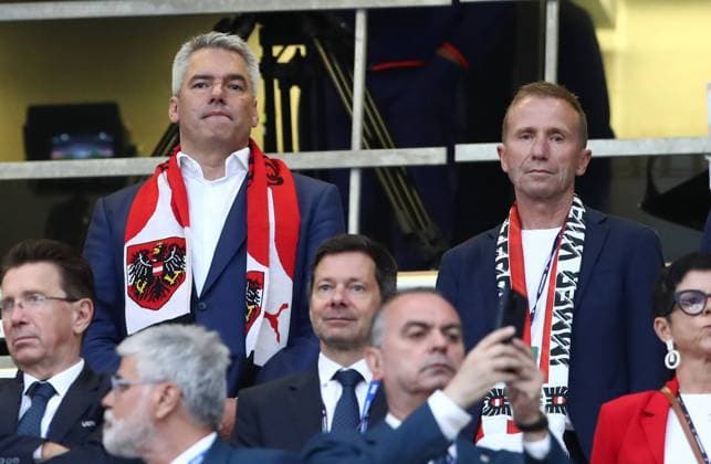 02 07 2024, xtgx, European Football Championship 2024 1 8 Final, Austria Turkey emspor, f l Chancellor Karl Nehammer Austria , Klaus Mitterdorfer ÖFB President UEFA REGULATIONS PROHIBIT ANY USE OF PHOTOGRAPHS as IMAGE SEQUENCES and or QUASI VIDEO Leipzig