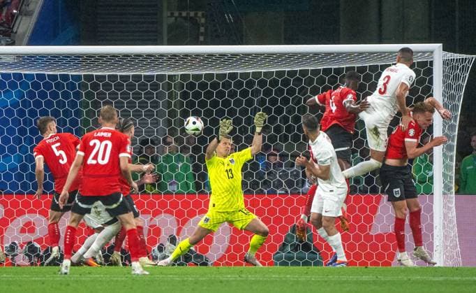 Football, Men, Season 2023 24, UEFA Euro EM 2024, Round of 16 in Leipzig, Austria Turkey, Merih Demiral Turkey scores the goal to 0 2 against Stefan Posch Austria , Konrad Laimer Austria , Goalkeeper Patrick Pentz Austria , Kevin Danso Austria , Philipp Lienhart Austria , 02 07 2024, Copyright: xMatthiasxKochx