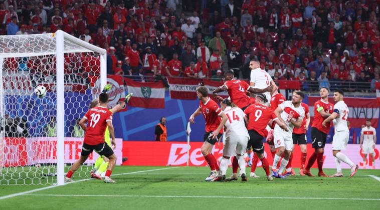 Oesterreich Tuerkei UEFA EURO 2024 Leipzig, 02 07 2024, Leipzig Stadium, Fußball, UEFA EURO 2024 Germany , Achtelfinale , Österreich AUT vs Türkei TUR , Tor für Türkei zum 0 2 Im Bild Torschütze Merih Demiral 3, TUR mit seinem zweiten Treffer , Nur für journalistische Zwecke Only for editorial use , UEFA Êregulations prohibit any use of photographs as image sequences and or quasi video , Picture Point