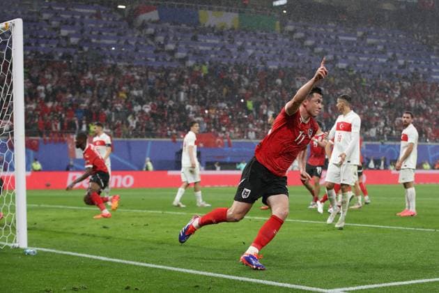 02 07 2024, xtgx, Football EM 2024 1 8 Final, Austria Turkey emspor, v l Michael Gregoritsch Oesterreich Goal scored, erziehlt das Tor zum 2 1 celebrate the goal, Der Torjubel zum UEFA REGULATIONS PROHIBIT ANY USE OF PHOTOGRAPHS as IMAGE SEQUENCES and or QUASI VIDEO Leipzig
