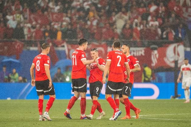 SOCCER - UEFA EURO, EM, Europameisterschaft,Fussball 2024 LEIPZIG,GERMANY,02.JUL.24 - SOCCER -UEFA EURO 2024, round of 16, Austria vs Turkey. Image shows the rejoicing of Michael Gregoritsch (AUT) and his team.  GEPAxpictures xJohannesxFriedl