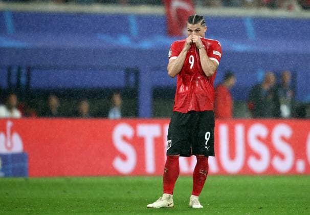 02 07 2024, xtgx, Football EM 2024 1 8 Final, Austria Turkey emspor, v l Marcel Sabitzer Austria disappointed, disappointed looking, dissapointed UEFA REGULATIONS PROHIBIT ANY USE OF PHOTOGRAPHS as IMAGE SEQUENCES and or QUASI VIDEO Leipzig