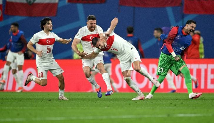Soccer Euro 2024 Round of 16 02 07 2024 Austria Turkey Cheering Turkey after the goal to 0 2 , from left, Ferdi Kadioglu, Salih Oezcan, goal scorer Merih Demiral and goalkeeper Ugurcan Cakir