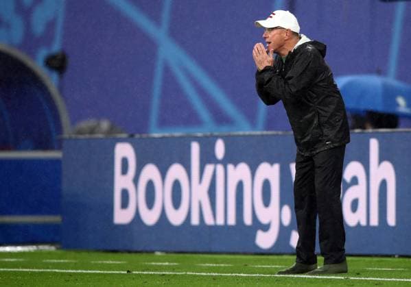 02 07 2024, xtgx, Football EM 2024 1 8 Final, Austria Turkey emspor, v l Coach Ralf Rangnick Austria gives instructions, gesticulates, gesticulate with arms gives instructions, gesticulate UEFA REGULATIONS PROHIBIT ANY USE OF PHOTOGRAPHS as IMAGE SEQUENCES and or QUASI VIDEO Leipzig
