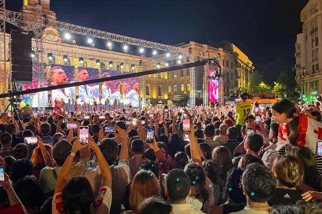 GEORGIA, TBILISI - JULY 2, 2024: Fans gather in Liberty Square to welcome the Georgia national football team. On June 30, Team Georgia lost to Team Spain in the UEFA EURO, EM, Europameisterschaft,Fussball 2024 Round of 16. Euro 2024 is Team Georgia s first ever international tournament. Mikhail Yegikov TASS  0705097887st