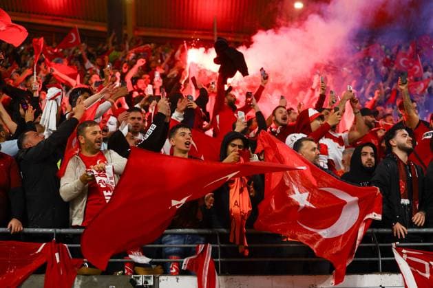 Türkiye fans celebrate in the stands after the full time whistle Austria v Turkiye, UEFA European Championship, EM, Europameisterschaft 2024, Round of 16, Football, Leipzig Stadium, Leipzig, Germany - 02 Jul 2024 EDITORIAL USE ONLY No use with unauthorised audio, video, data, fixture lists, club league logos or live services. Online in-match use limited to 120 images, no video emulation. No use in betting, games or single club league player publications. Copyright: xKieranxMcManus Shutterstockx 14566650bx