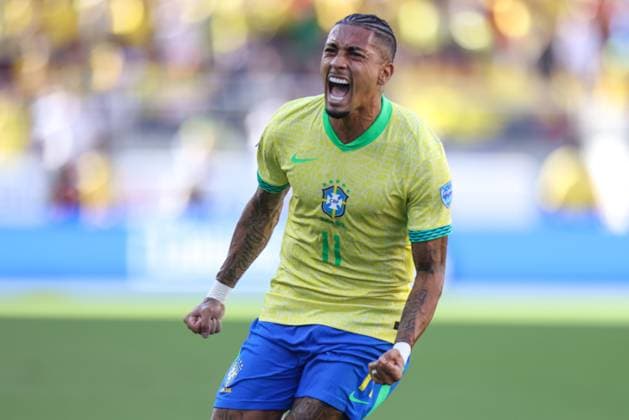 July 2, 2024, Santa Clara, Ca, UNITED STATES: Raphinha of Brazil during a match against Colombia in Group D of the Copa America at the .LeviÃ¢â‚¬â ¢s Stadium in Santa Clara, California in the United States this Tuesday, July 2, 2024 Santa Clara UNITED STATES - ZUMAv122 20240702_aap_v122_002 Copyright: xWilliamxVolcovx