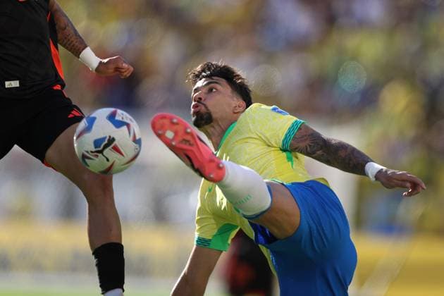 Brasilien gegen Kolumbien Copa America 02 Juli 2024 Santa Clara Kalifornien, Copa America USA, Brasilien gegen Kolumbien Lucas Paqueta aus Brasilien Foto von Mark Leech Santa Clara Kalifornien USA  Copyright: xMarkxLeechxOffside