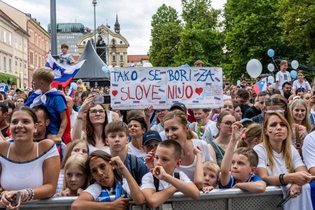 July 2, 2024, Ljubljana, Slovenia: A Huge crowd of football fans gather to greet Slovenian football players in Ljubljana at the reception of the Slovenian football team. Ljubljana Slovenia - ZUMAs197 0705302883st Copyright: xAndrejxTarfilax