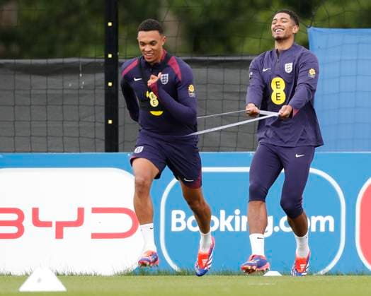England Training Trent Alexander-Arnold of England and Jude Bellingham of England during the England Training Session at Spa & Golf Resort Weimarer Land, Blankenhain UK Newspapers OUT Copyright: xPaulxChestertonx FIL-20321-0051
