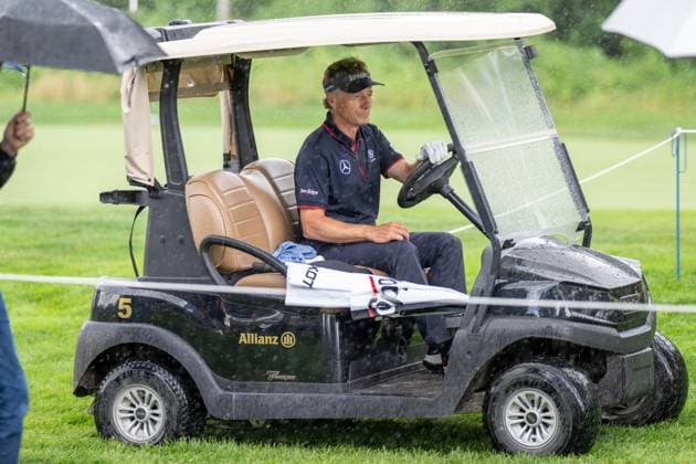 Bernhard Langer in the golf car, BMW International Open 2024, Golf, 03 07 2024 Munich Bavaria Germany Copyright: xkolbert-press UlrichxGamelx