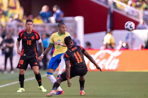Raphinha of Brazil during the game between Brazil and Colombia in the group stage of the Copa America CONMEBOL at the Estadio Levis in Santa Clara, CA, United States (Richard Callis SPP) Copyright: xRichardxCallis SPPx spp-en-RiCa-RC4_richie_BRAxCOL_020724_-4503