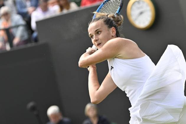 Tennis : Wimbledon 2024 - England - Clara Burel - France Tennis : Wimbledon 2024 - England - 03 07 2024 ChrysleneCaillaud Panoramic 