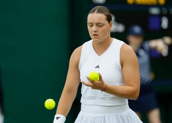 Jule Niemeier GER Tennis Wimbledon 2024 Grand Slam ITF ATP WTA AELTC London Great Britain 3 July 2024 Copyright: xJuergenxHasenkopfx