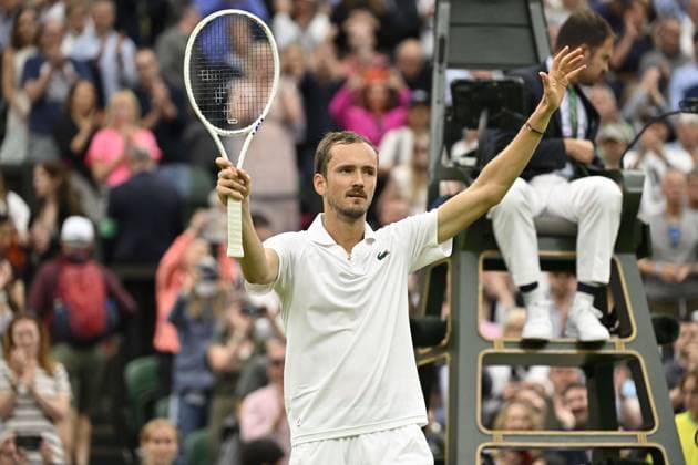 Tennis : Wimbledon 2024 - England - Daniil Medvedev - Russie Tennis : Wimbledon 2024 - England - 03 07 2024 ChrysleneCaillaud Panoramic 