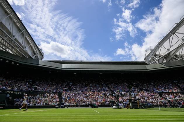 240704 General view of Centr Court during a second round singles match between Novak Djokovic of Serbia and Jacob Fearnley if Great Britain during day 4 of Wimbledon on July 4, 2024 in London Photo Jesper Zerman BILDBYRAN kod JZ JZ0550 tennis wimbledon dag 4 bbeng  Copyright: JESPERxZERMAN BB240704JZ055