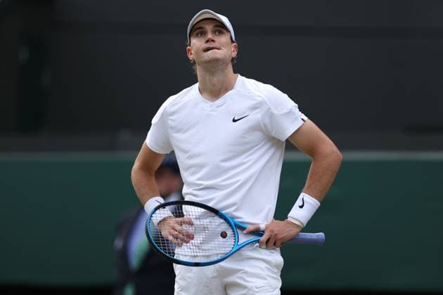 Jack Draper of Great Britain looks dejected Wimbledon Tennis Championships, Day 4, The All England Lawn Tennis and Croquet Club, London, UK - 04 Jul 2024  Copyright: xEllaxLing Shutterstockx 14569382cc