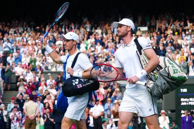 Andy Murray and Jamie Murray walk onto court ahead of their Men s Doubles first round match Wimbledon Tennis Championships, Day 4, The All England Lawn Tennis and Croquet Club, London, UK - 04 Jul 2024  Copyright: xJavierxGarcia Shutterstockx 14569389gd