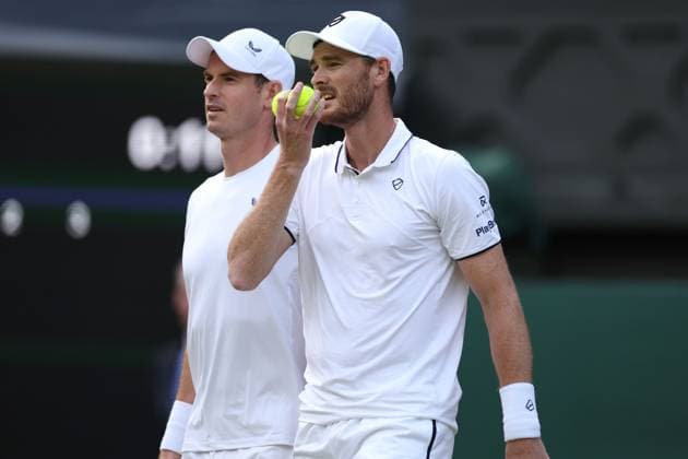 Andy Murray and Jamie Murray of Great Britain Wimbledon Tennis Championships, Day 4, The All England Lawn Tennis and Croquet Club, London, UK - 04 Jul 2024  Copyright: xEllaxLing Shutterstockx 14569382ee