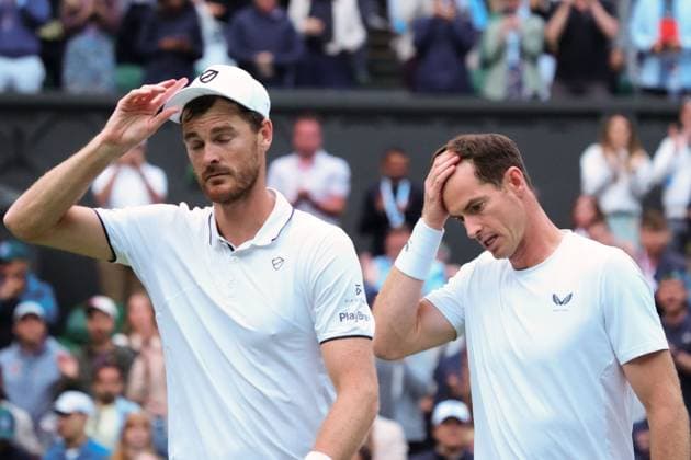 Andy Murray and Jamie Murray after defeat in their Men s Doubles first round match Wimbledon Tennis Championships, Day 4, The All England Lawn Tennis and Croquet Club, London, UK - 04 Jul 2024  Copyright: xJavierxGarcia Shutterstockx 14569389jb
