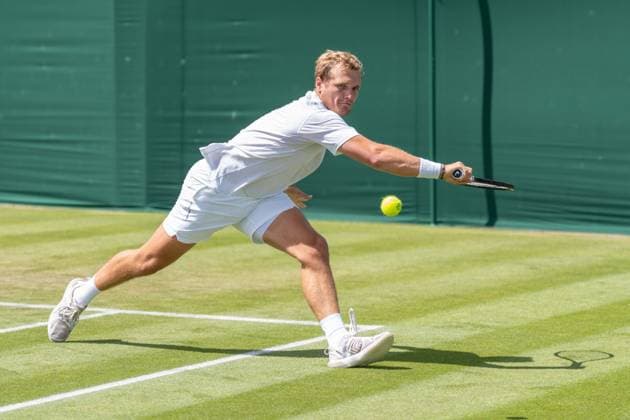 2024-07-04 The Championships Wimbledon 2024 Day 4 LONDON, UNITED KINGDOM - JULY 4: Bart Stevens of the Netherlands on Day 4 of The Championships Wimbledon 2024 at All England Lawn Tennis and Croquet Club on July 4, 2024 in London, United Kingdom. (Photo by Marleen Fouchier BSR Agency) London United Kingdom Content not available for redistribution in The Netherlands directly or indirectly through any third parties. Copyright: xBSRxAgencyx