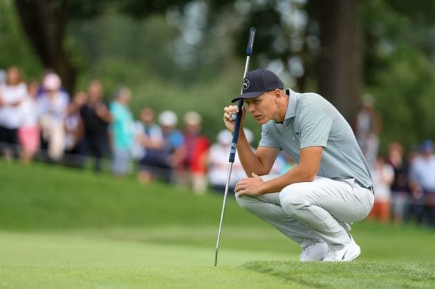 Matti Schmid GER reading the putting line, BMW International Open 2024, Golf, DP World Tour, Men, Round 2, 05 07 2024 Eichenried Bayern Germany Copyright: xkolbert-press ChristianxKolbertx