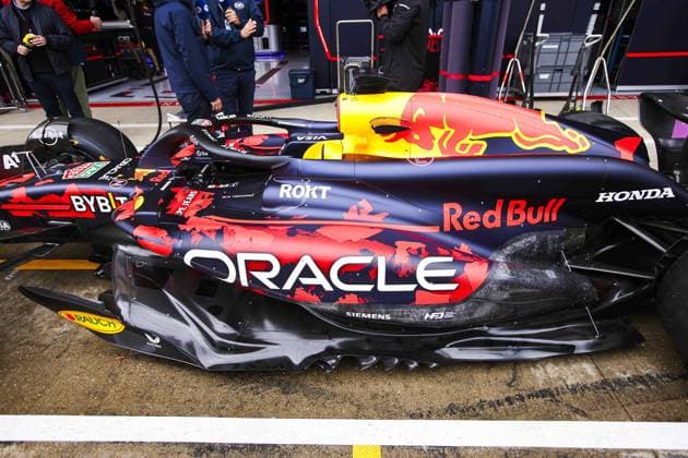 Red Bull Racing RB20, mechanical detail floor edge during the Formula 1 Qatar Airways British Grand Prix 2024, 12th round of the 2024 Formula One World Championship, WM, Weltmeisterschaft from July 5 to 7, 2024 on the Silverstone Circuit, in Silverstone, United Kingdom - F1 - BRITISH GRAND PRIX 2024 DPPI Panoramic  240705_R12_GRAN_BRETAGNA_DP_EA027446