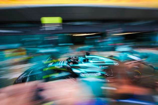 Aston Martin F1 Team, ambiance pit stop practice during the Formula 1 Qatar Airways British Grand Prix 2024, 12th round of the 2024 Formula One World Championship, WM, Weltmeisterschaft from July 5 to 7, 2024 on the Silverstone Circuit, in Silverstone, United Kingdom - F1 - BRITISH GRAND PRIX 2024 DPPI Panoramic  240705_R12_GRAN_BRETAGNA_DP_EA027468