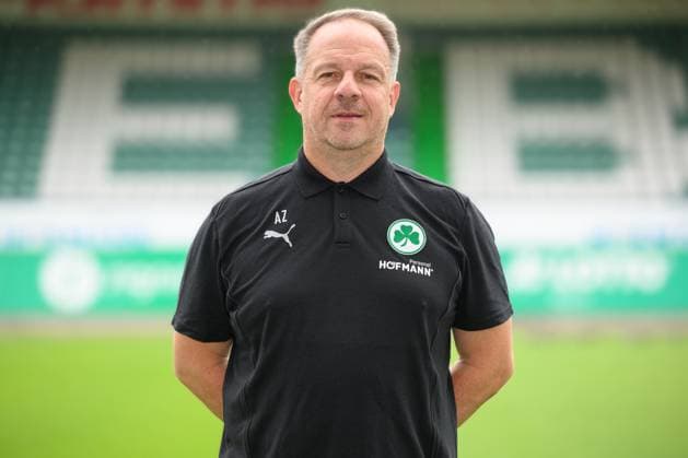 Alexander Zorniger Coach SpVgg Greuther Fürth 04 07 2024 SpVgg Greuther Fürth Kleeblatt Spielvereinigung 2 Soccer Bundesliga BL Season 2024 2025 Photo appointment Portrait appointment Presentation Press appointment Single photo Single photo Portrait Portrait Headshot