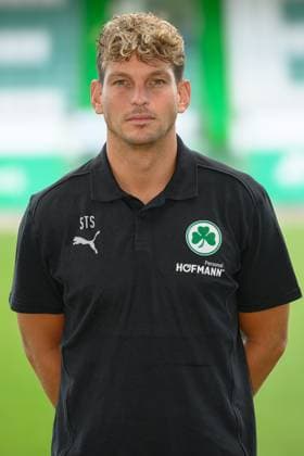 Dr. Stefan Söllner team doctor SpVgg Greuther Fürth 04 07 2024 SpVgg Greuther Fürth Kleeblatt Spielvereinigung 2 Fußball Bundesliga BL season 2024 2025 photo appointment portrait appointment presentation press appointment single photo single photo portrait portrait headshot