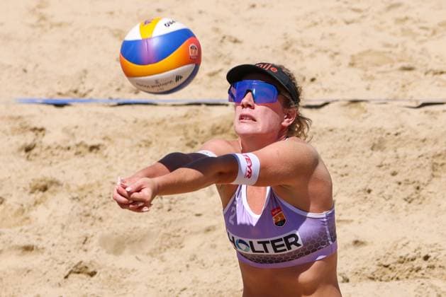 Beach volleyball, Beachvolleyball - Pro Beach Battle Masters SEEWALCHEN,AUSTRIA,05.JUL.24 - BEACH VOLLEYBALL - Beach Volleyball Tour PRO, Pro Beach Battle Masters Litzlberg. Image shows Lilli Hohenauer (AUT).  GEPAxpictures xMathiasxMandl
