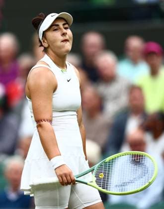 Bianca Andreescu of Canada Wimbledon Tennis Championships, Day 5, The All England Lawn Tennis and Croquet Club, London, UK - 05 Jul 2024  Copyright: xJamesxMarsh Shutterstockx 14571051b