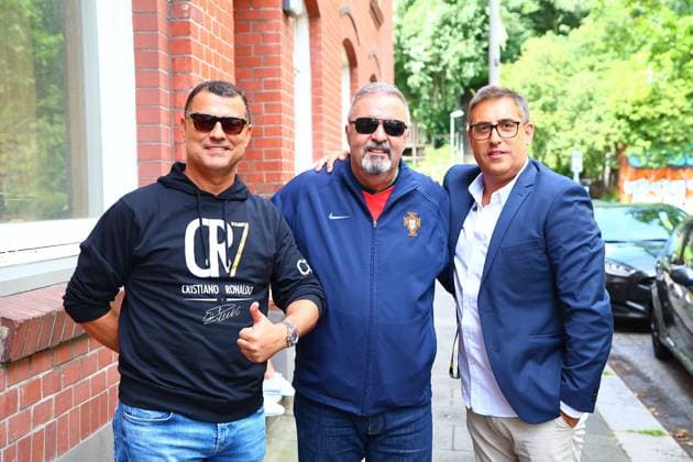 Volksparkstadion, Hamburg UEFA EURO 2024 Germany, quarter-final 5 July 2024 , Portugal France v l , brother of Cristiano Ronaldo Portugal , partner of Dolores Aveiro and SIC presenter Nuno Luz Copyright: JoaquimxFerreira