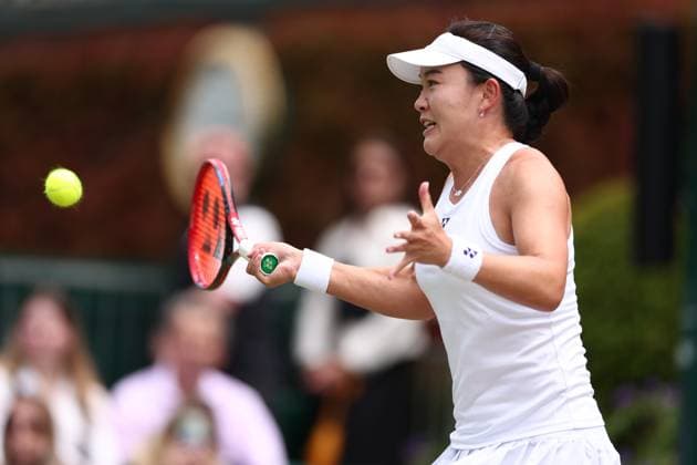 5th July 2024; All England Lawn Tennis and Croquet Club, London, England; Wimbledon Tennis Tournament, Day 5; Lin Zhu (CHN) in action during her second round match against Lulu Sun (NZL)  ActionPlus12663962 ShaunxBrooks