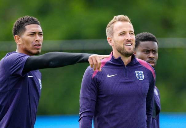 Harry Kane of England right with Jude Bellingham England Training, UEFA European Championship, EM, Europameisterschaft 2024, Quarter Final, Football, Spa & Golf Resort Weimarer Land, Blankenhain, Germany, 05 Jul 2024 EDITORIAL USE ONLY No use with unauthorised audio, video, data, fixture lists, club league logos or live services. Online in-match use limited to 120 images, no video emulation. No use in betting, games or single club league player publications. Copyright: xDavexShopland Shutterstockx 14568246an