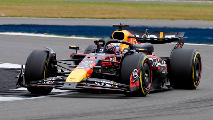 F1 Grand Prix of Great Britain - Practice Max Verstappen of the Netherlands driving the (1) Oracle Red Bull Racing RB20 on track during practice ahead of the F1 Grand Prix of Great Britain at Silverstone Circuit on July 5, 2024, in Northampton, England. Northampton Silverstone Circuit Northampton England RL_GPF1GB24_00308 Copyright: xRicardoxLarreinax
