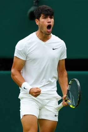 Carlos Alcaraz celebrates during his third round match Wimbledon Tennis Championships, Day 5, The All England Lawn Tennis and Croquet Club, London, UK - 05 Jul 2024  Copyright: xJavierxGarcia Shutterstockx 14571043k