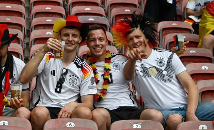05 07 2024, xsltx, European Football Championship 2024 1 4 Final, Germany Spain emspor, v l emotions, fans, atmosphere, flags, logo, spectators, jerseys DFL DFB REGULATIONS PROHIBIT ANY USE OF PHOTOGRAPHS as IMAGE SEQUENCES and or QUASI VIDEO Stuttgart