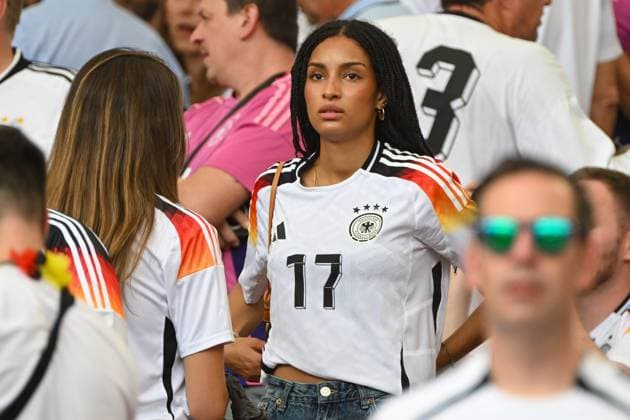 Soccer, Men, Season 2023 24, Euro EM 2024, Quarterfinals in Stuttgart, Spain Germany, Aaliyah girlfriend of Florian Wirtz , 05 07 2024, Copyright: xMatthiasxKochx