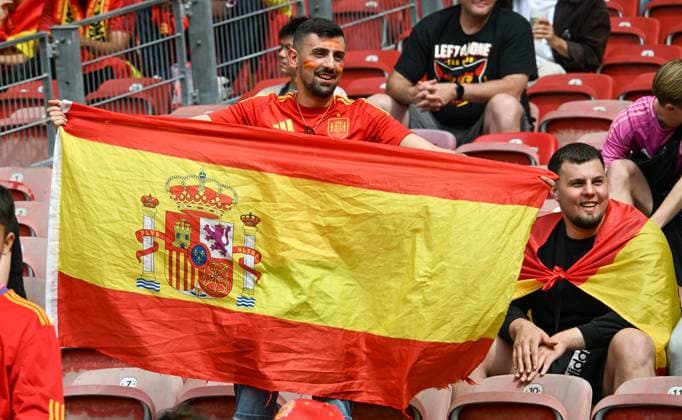 05 07 2024, xsltx, European Football Championship 2024 1 4 Final, Germany Spain emspor, v l emotions, fans, atmosphere, flags, logo, spectators, jerseys DFL DFB REGULATIONS PROHIBIT ANY USE OF PHOTOGRAPHS as IMAGE SEQUENCES and or QUASI VIDEO Stuttgart