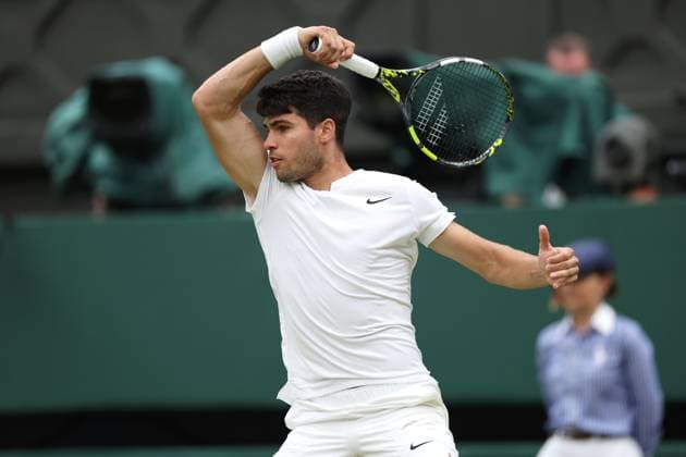 Carlos Alcaraz of Spain Wimbledon Tennis Championships, Day 5, The All England Lawn Tennis and Croquet Club, London, UK - 05 Jul 2024  Copyright: xEllaxLing Shutterstockx 14571053bf