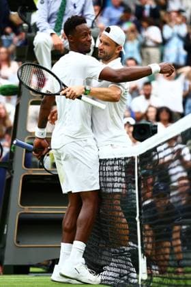 Gael Monfils of France congratulates Grigor Dimitrov of Bulgaria Wimbledon Tennis Championships, Day 5, The All England Lawn Tennis and Croquet Club, London, UK - 05 Jul 2024  Copyright: xJamesxMarsh Shutterstockx 14571051ci