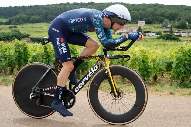 Tour de France 2024 - Stage 07 GEVREY-CHAMBERTIN, FRANCE - JULY 05 : Van Aert Wout (BEL) of Team Visma - Lease a Bike during stage 7 of the 111th edition of the Tour de France 2024 cycling race, an individual time-trial of 25,3 kms with start in Nuits-Saint-Georges and finish in Gevrey-Chambertin on July 05, 2024 in Gevrey-Chambertin, France, 05 07 2024 Gevrey-Chambertin France  Copyright: xJanxDexMeuleneirx