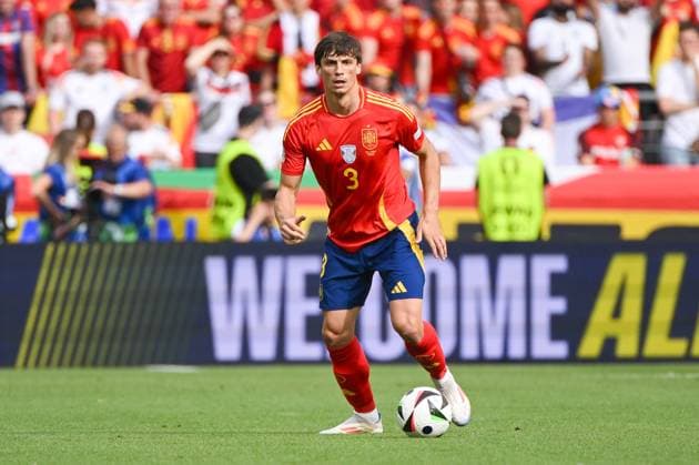 Soccer, men, season 2023 24, Euro EM 2024, quarter-final in Stuttgart, Spain Germany, Robin Le Normand Spain in action, on the ball , 05 07 2024, Copyright: xMatthiasxKochx