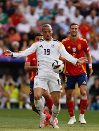 Spain v Germany: Quarter-Final - UEFA EURO, EM, Europameisterschaft,Fussball 2024 Leroy Sane of Germany and Rodri of Spain challenge during the UEFA EURO 2024 quarter-final match between Spain and Germany at Stuttgart Arena on July 5, 2024 in Stuttgart, Germany. Stuttgart Stuttgart Arena Germany Germany Copyright: xRichardxSellers Sportsphoto APLx 14044143